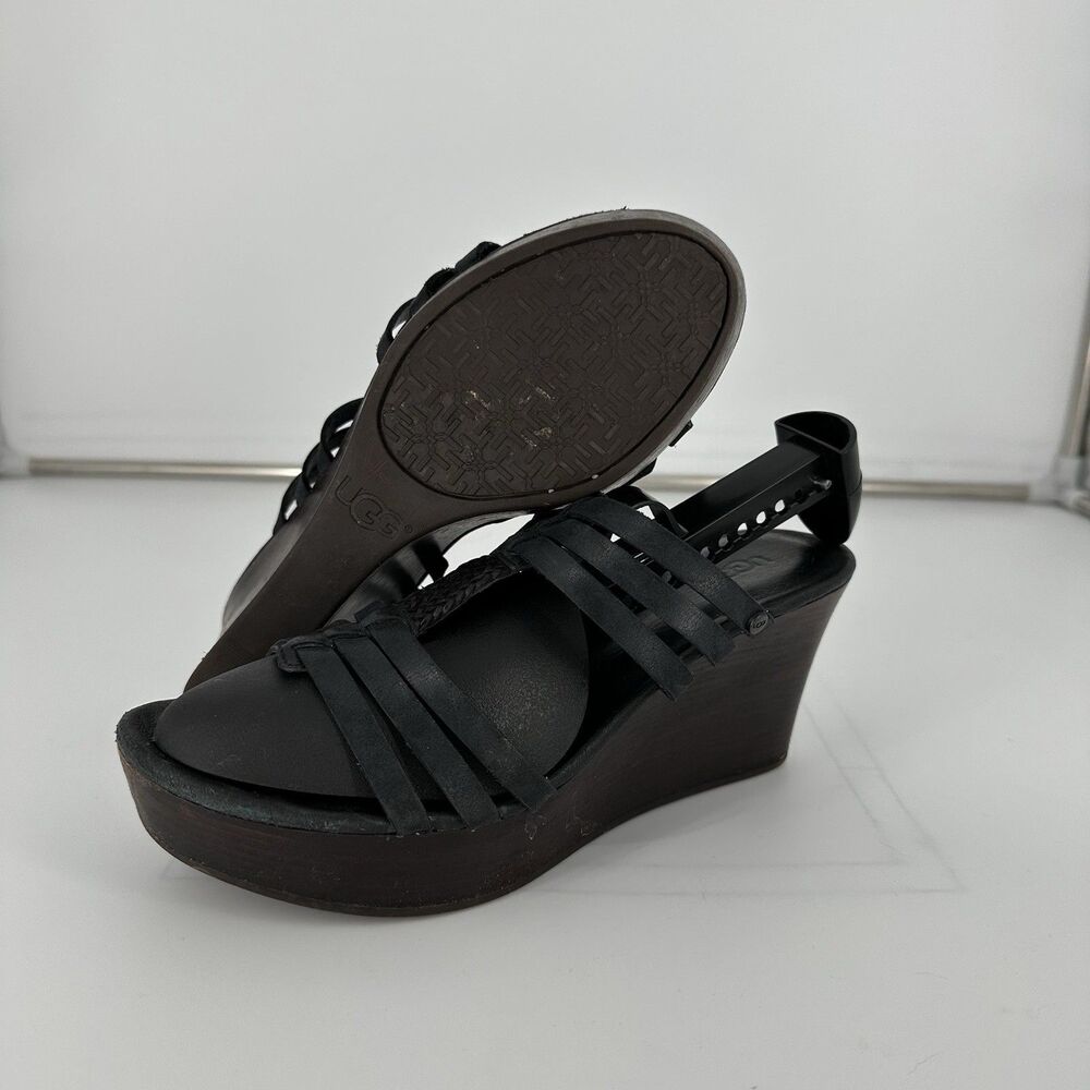 UGG Women's Size 8 Black Leather Strappy Platform Wedge Sandals FD1116A